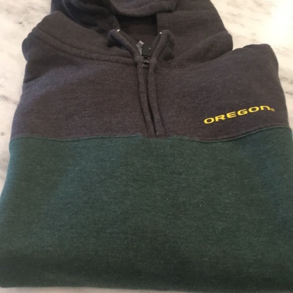 Oregon Ducks Fleece Quarter-zip Pullover - Picture 4 of 7